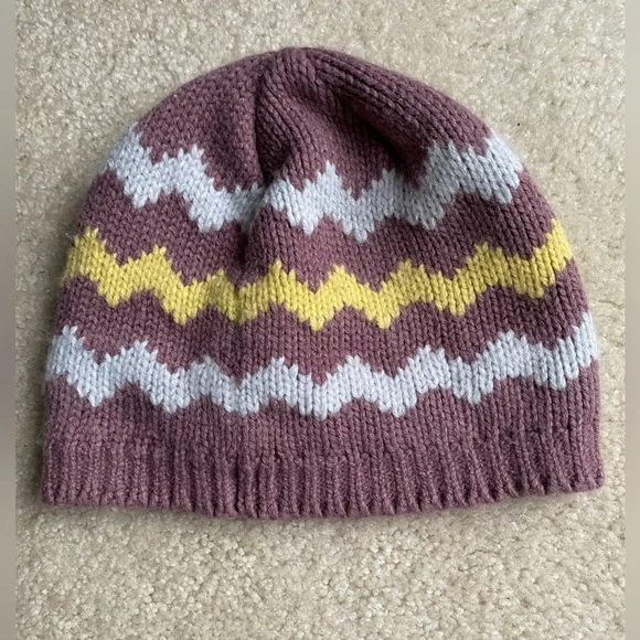 Carhartt knit purple hat - Picture 7 of 8
